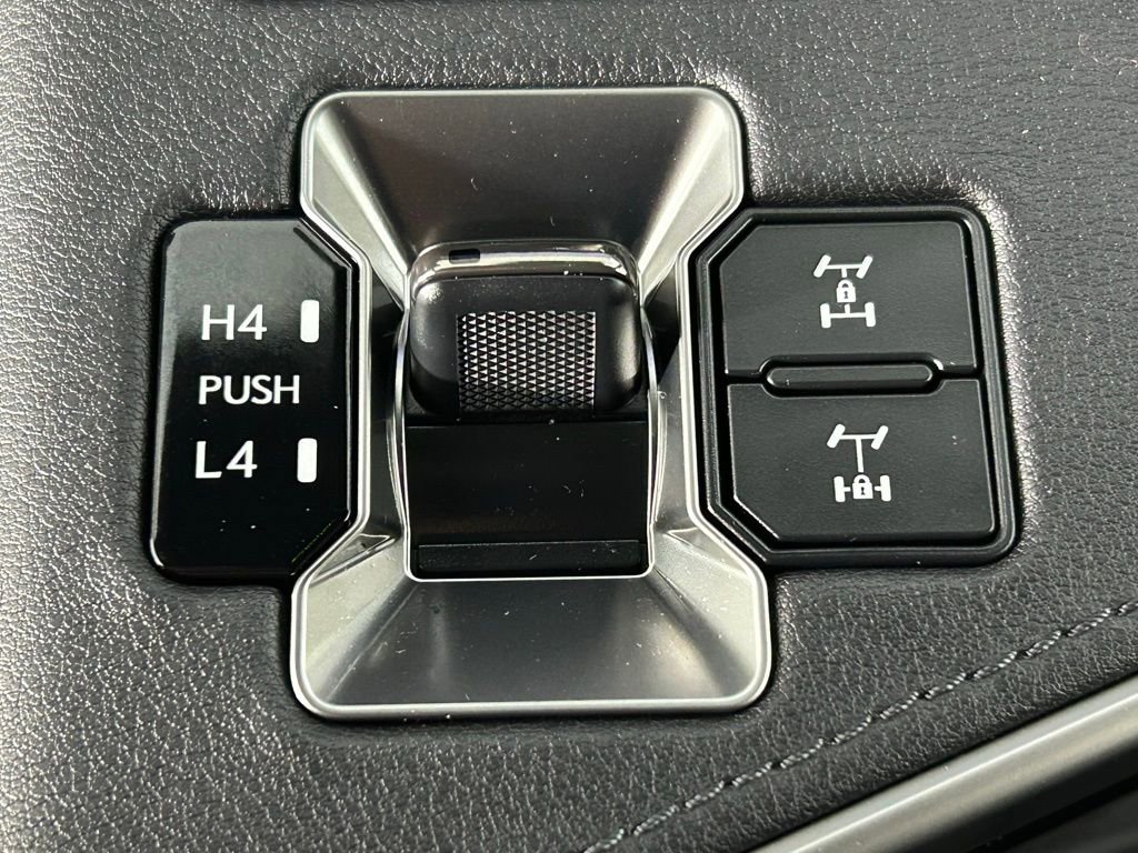 Used 2025 Lexus GX 550 AWD/4WD image 26