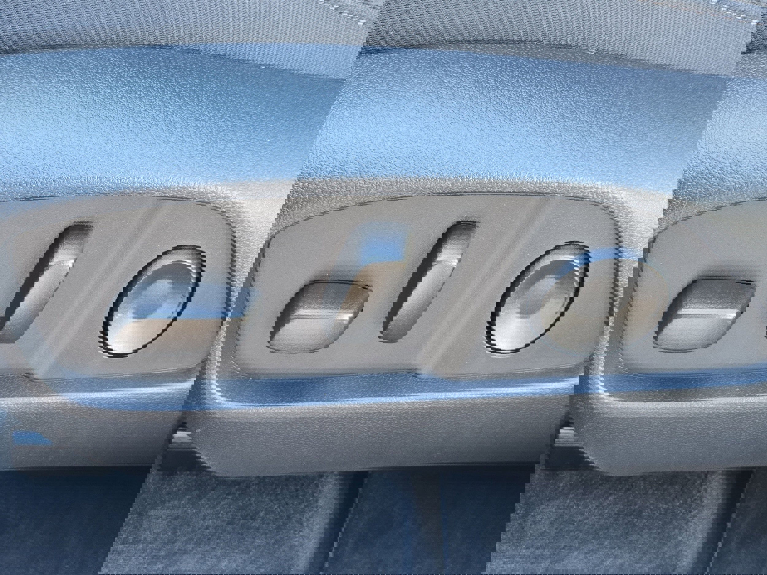 New 2026 Chevrolet Equinox LT w/ Convenience Package II image 13