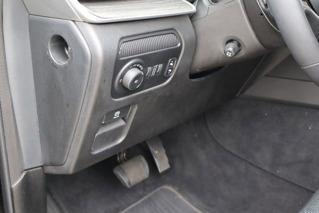 Used 2022 Jeep Wagoneer Series II w/ Premium Group I AWD/4WD image 27