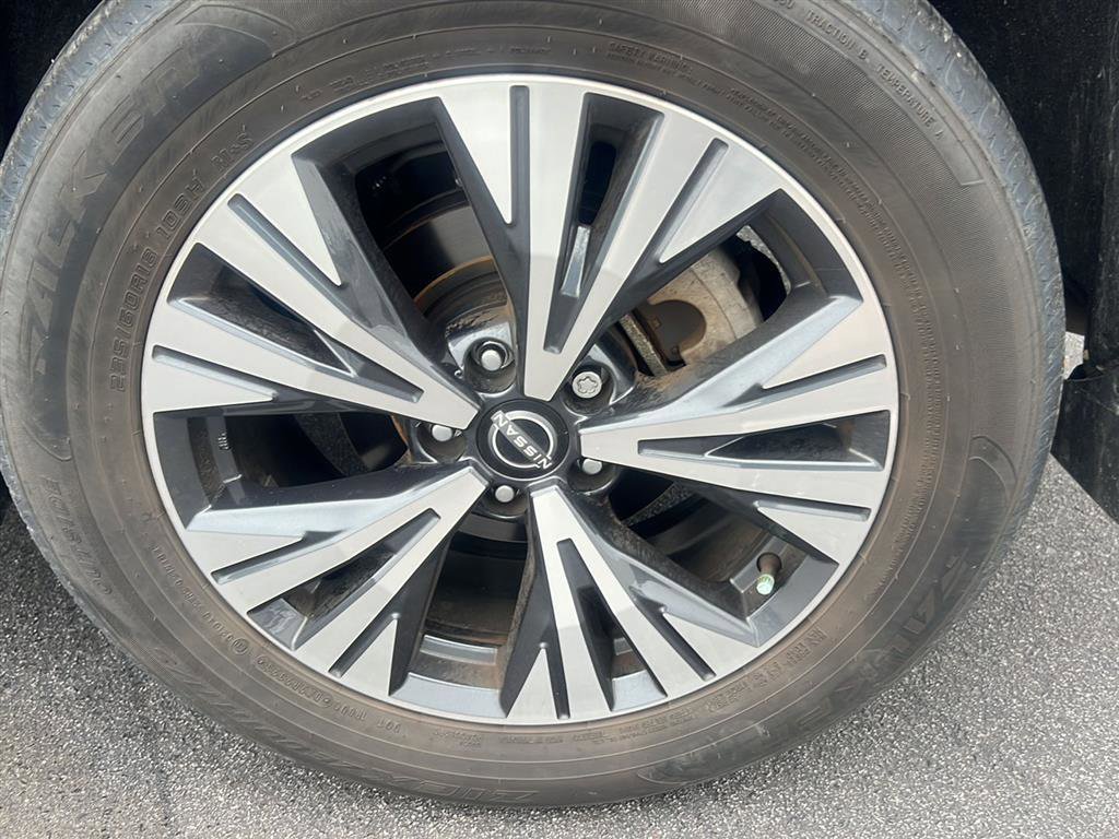 Used 2023 Nissan Rogue SV w/ SV Premium B Package FWD image 7