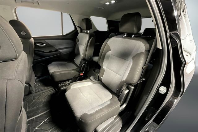 Used 2020 Chevrolet Traverse LT w/ Driver Confidence II Package AWD/4WD image 21