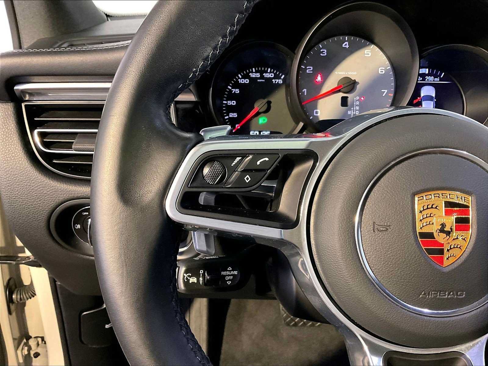 Certified 2021 Porsche Macan S AWD/4WD image 27