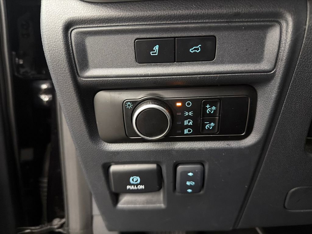 Used 2024 Ford Expedition Max XLT AWD/4WD image 33
