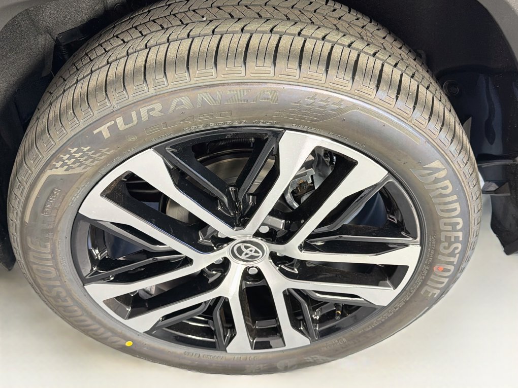 New 2026 Toyota RAV4 Limited AWD/4WD image 31