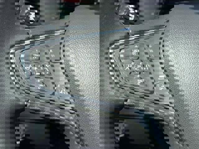 Used 2024 Chevrolet Equinox LT image 21