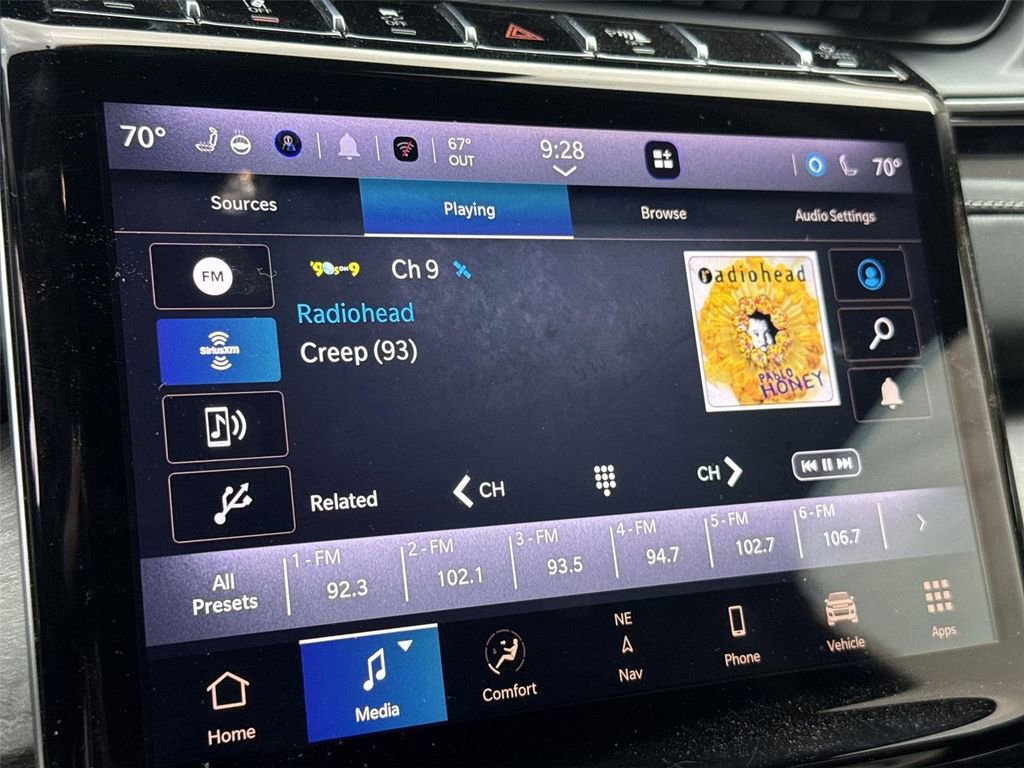 Used 2022 Jeep Grand Cherokee Limited 4xe w/ Luxury Tech Group II image 12