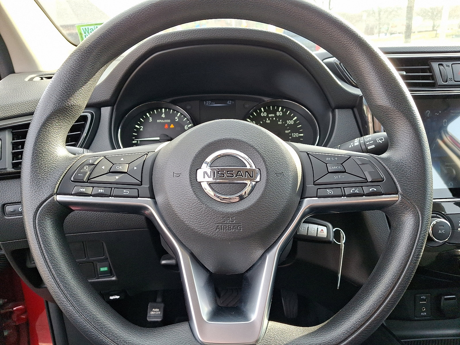 Used 2018 Nissan Rogue Sport S image 25