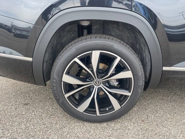 New 2026 Volkswagen Atlas SEL Premium R-Line AWD/4WD image 11