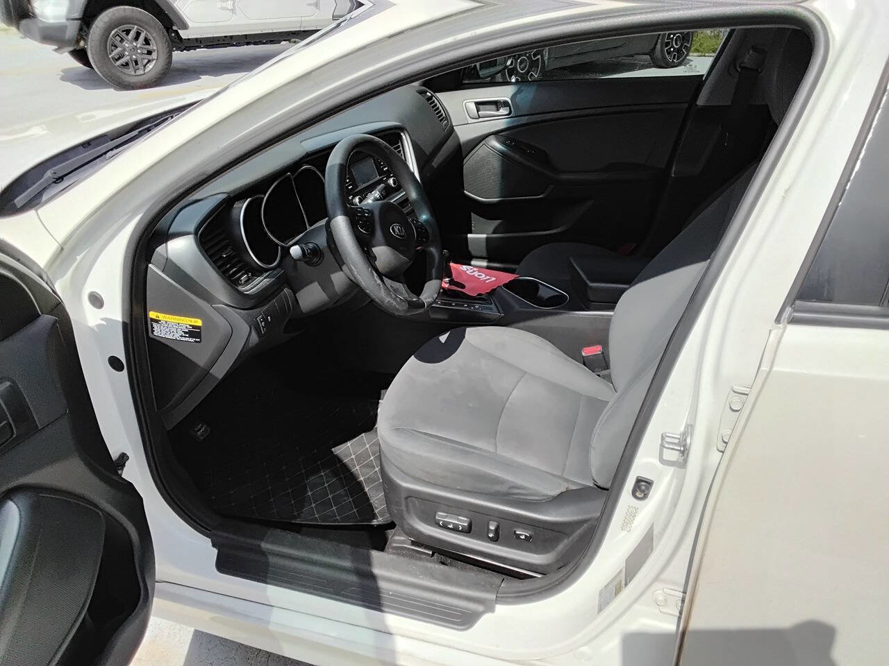 Used 2015 Kia Optima LX w/ LX Convenience Plus Package image 13