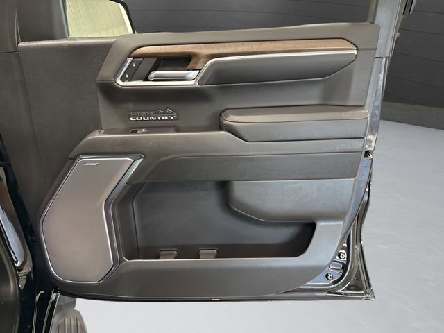 Used 2024 Chevrolet Silverado 1500 High Country w/ Technology Package image 34