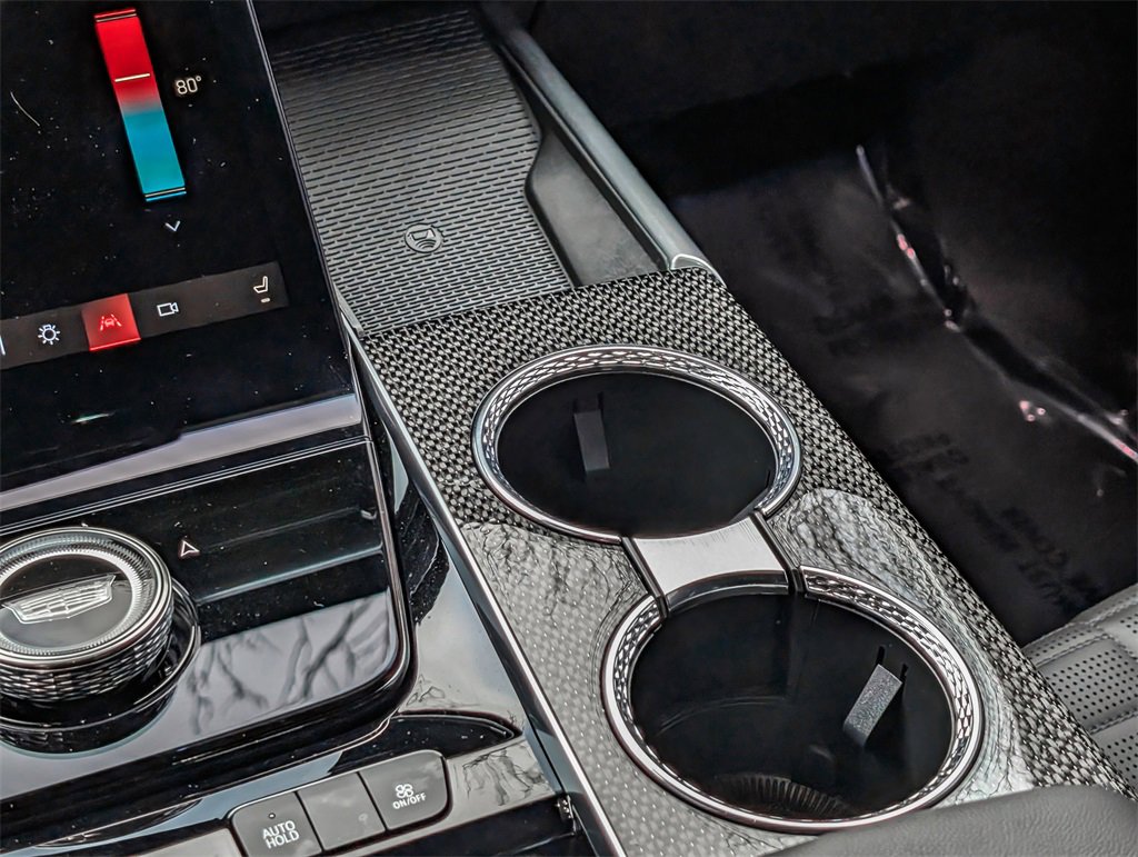 Used 2025 Cadillac Escalade ESV V image 30