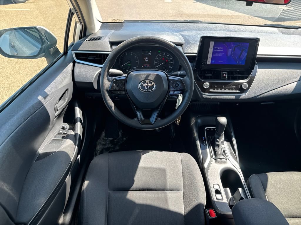 Used 2025 Toyota Corolla LE AWD/4WD image 12