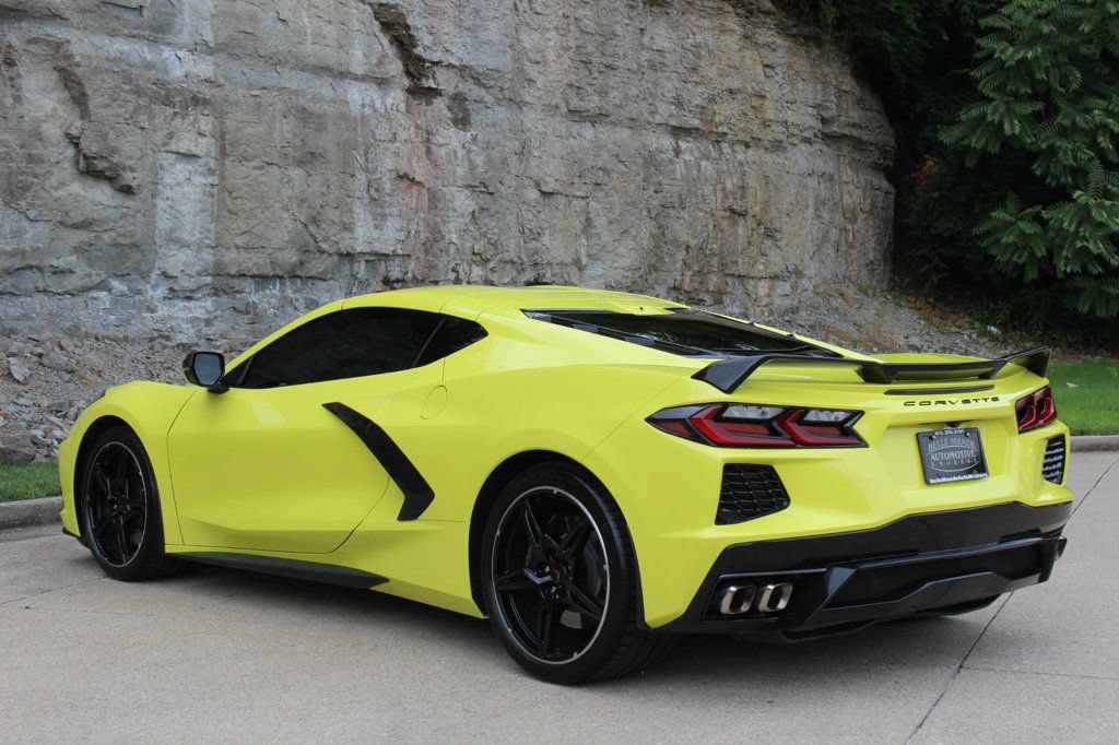 Used 2022 Chevrolet Corvette Stingray Premium Cpe w/ Z51 Performance Package RWD image 7