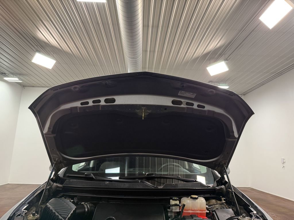 Used 2020 Chevrolet Traverse LS image 87