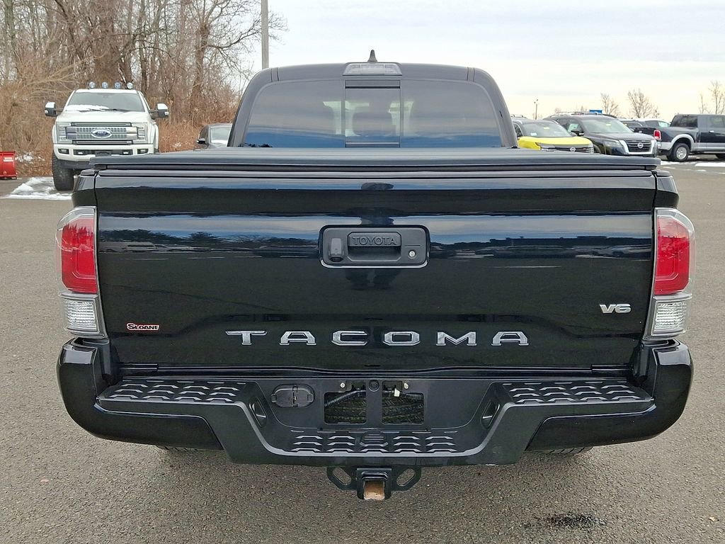 Used 2021 Toyota Tacoma TRD Sport image 5