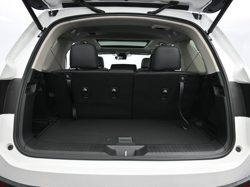 New 2025 Honda Pilot Touring image 38