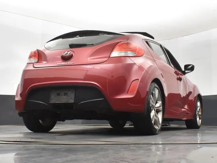 Used 2013 Hyundai Veloster w/ Style Pkg FWD image 13