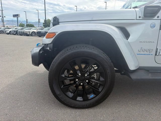 Used 2023 Jeep Wrangler Unlimited Sahara w/ Cold Weather Group AWD/4WD image 4