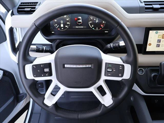 Used 2022 Land Rover Defender 90 X-Dynamic S AWD/4WD image 13