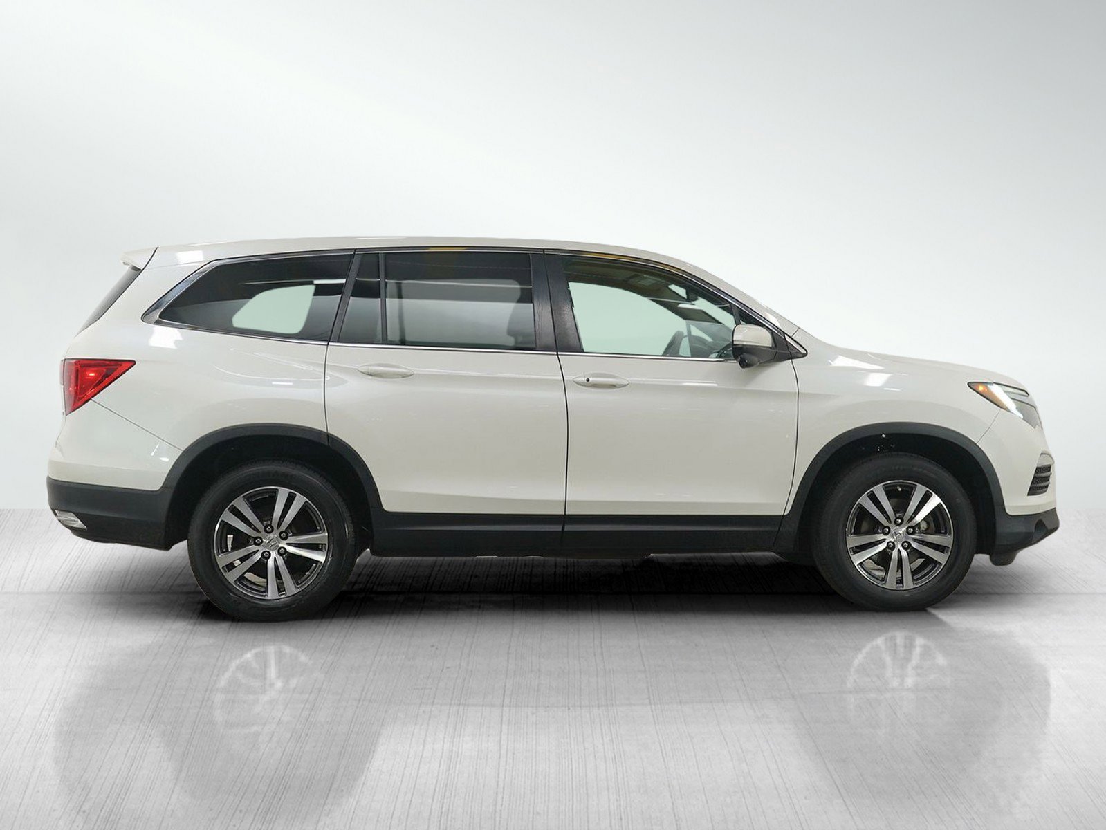 Used 2016 Honda Pilot EX image 6