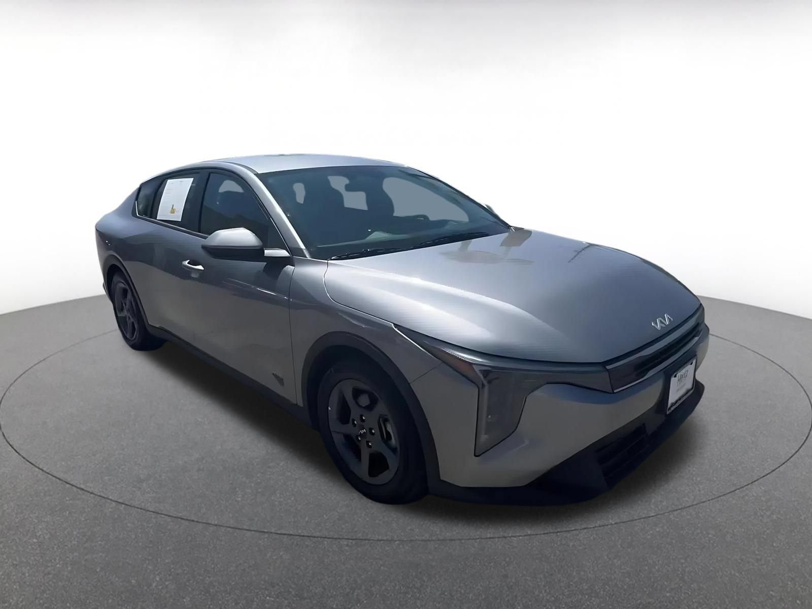 Used 2025 Kia K4 FWD image 3