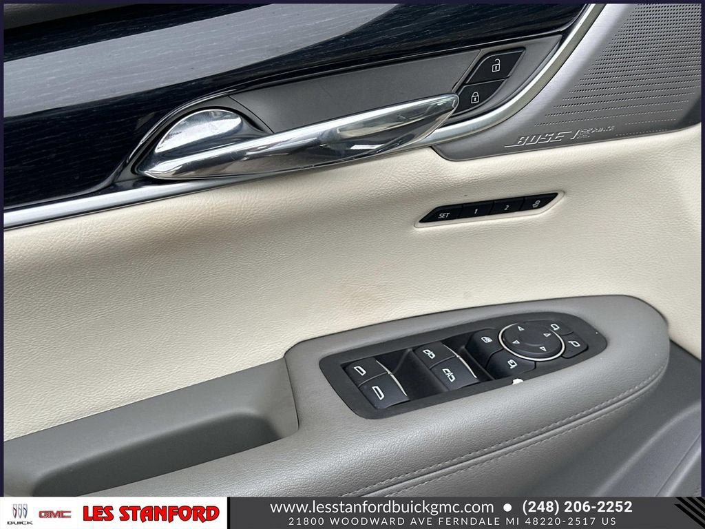 Certified 2025 Cadillac XT6 Premium Luxury AWD/4WD image 19
