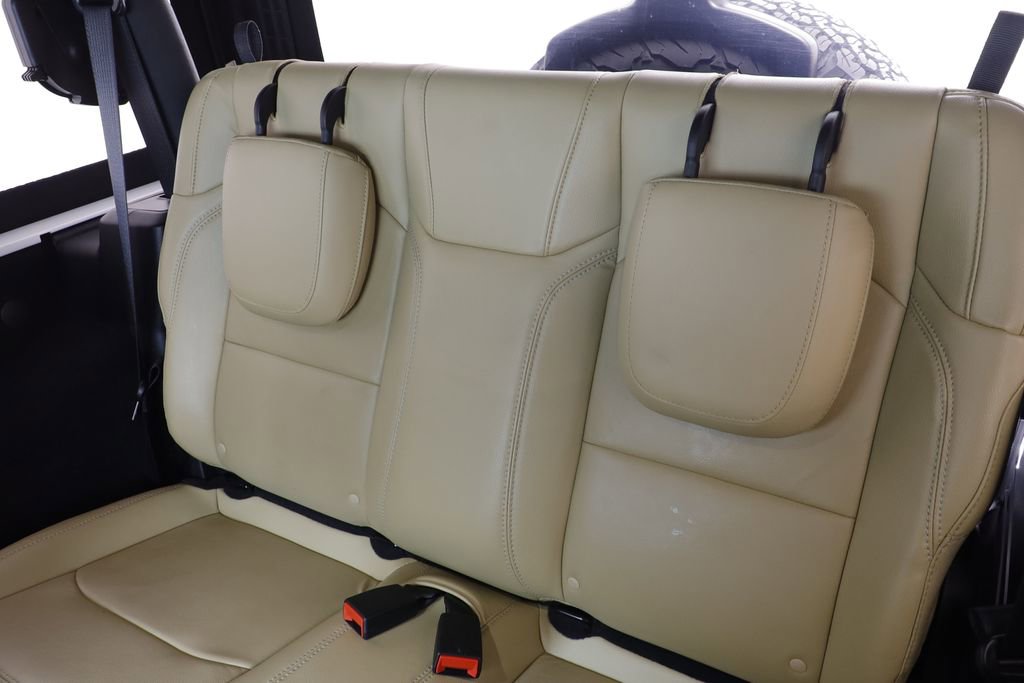 Used 2018 Jeep Wrangler Rubicon image 15