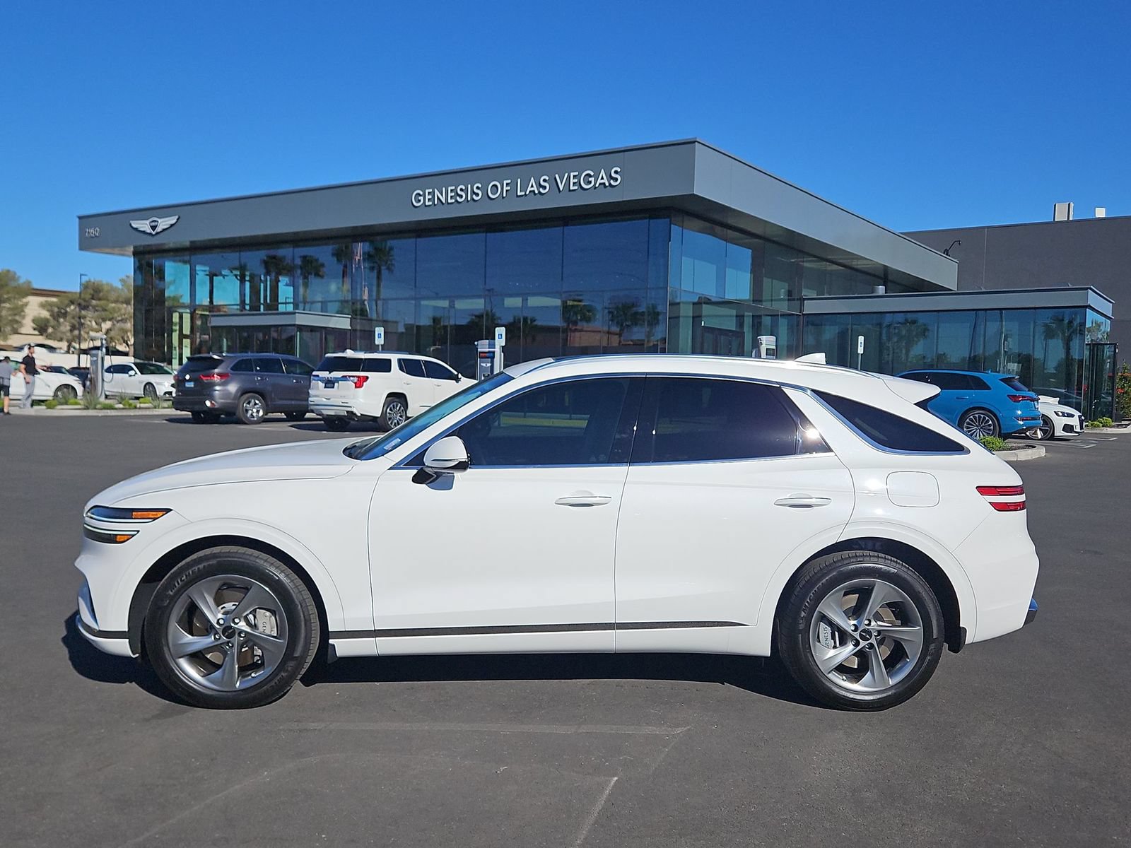 Certified 2026 Genesis GV70 2.5T Select AWD/4WD image 5