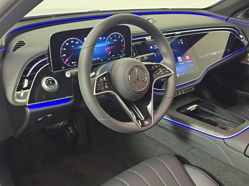New 2026 Mercedes-Benz E 350 4MATIC Sedan image 4