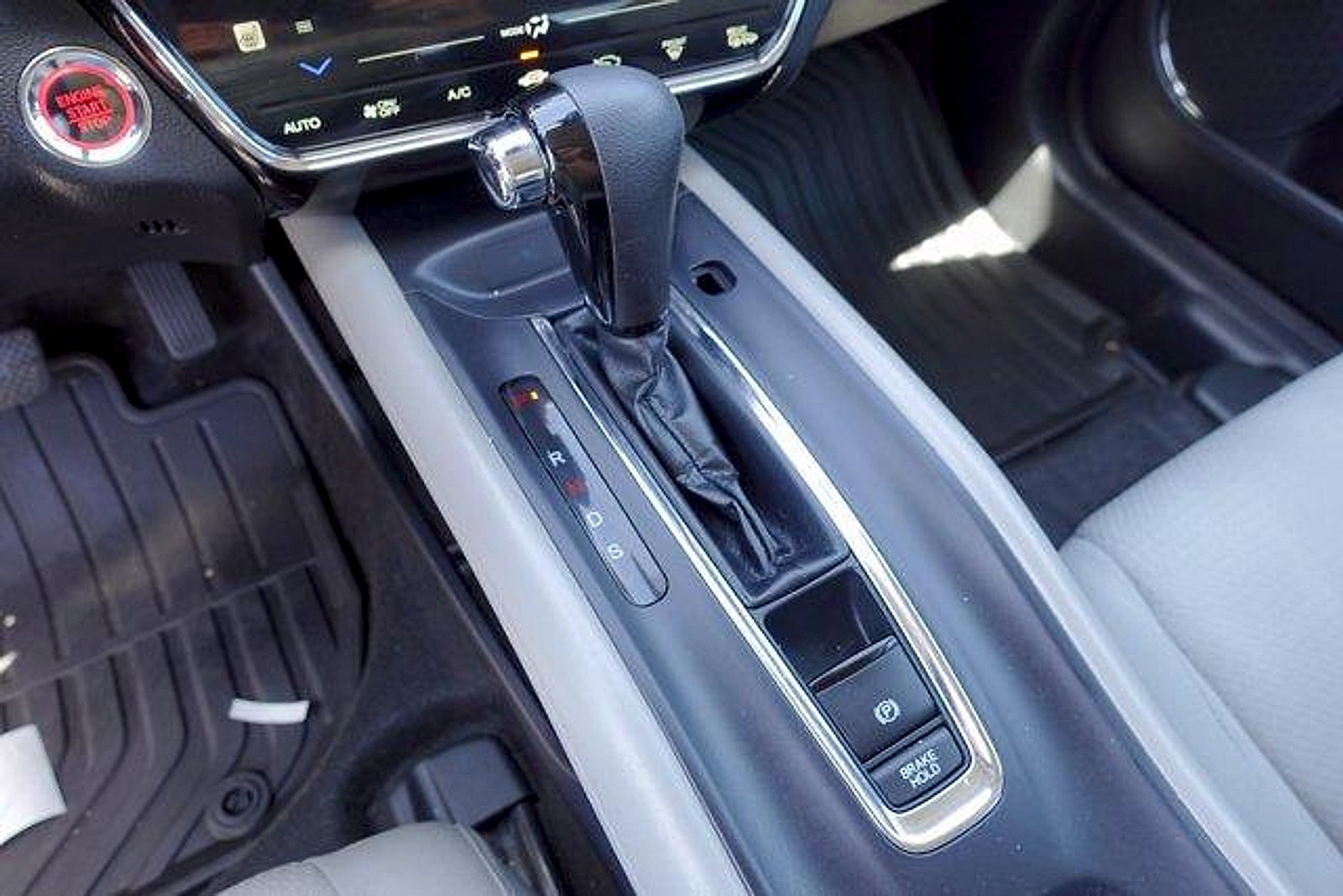 Used 2021 Honda HR-V EX image 18