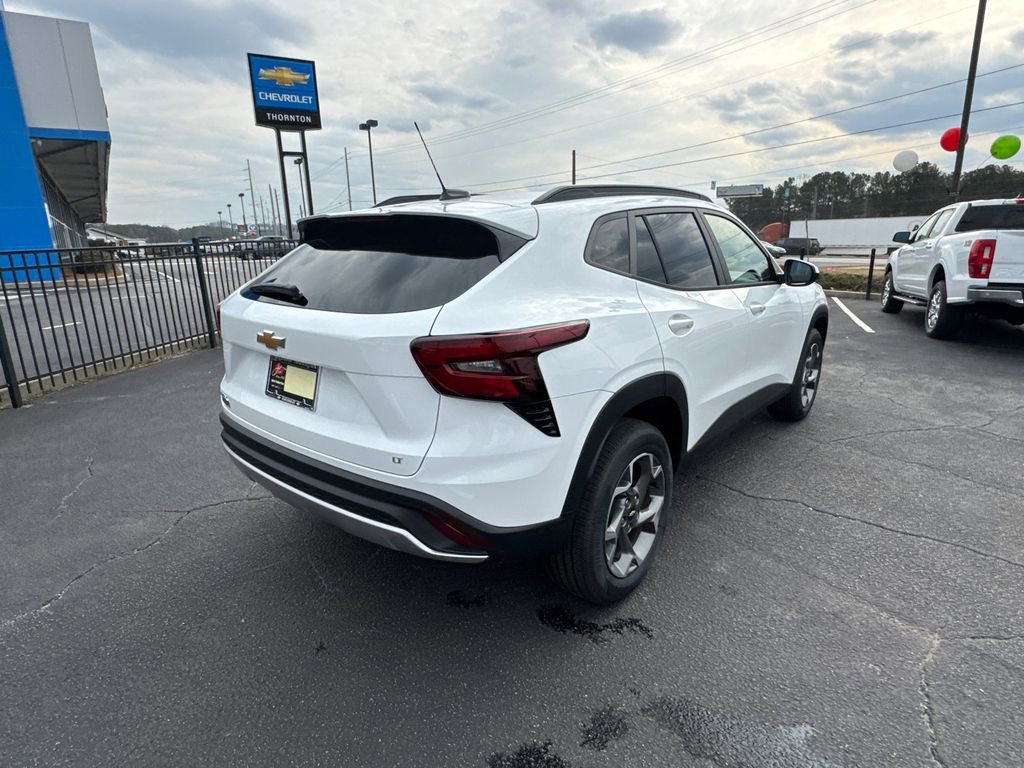 New 2026 Chevrolet Trax LT w/ Driver Confidence Package image 6