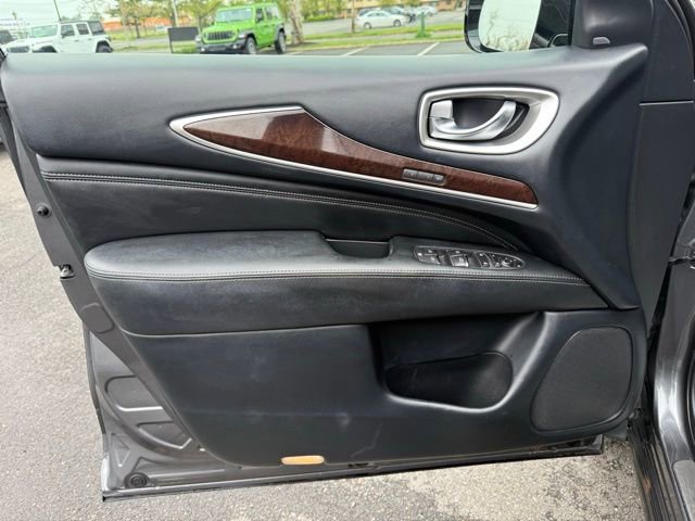 Used 2019 INFINITI QX60 Luxe w/ Sensory Package AWD/4WD image 26