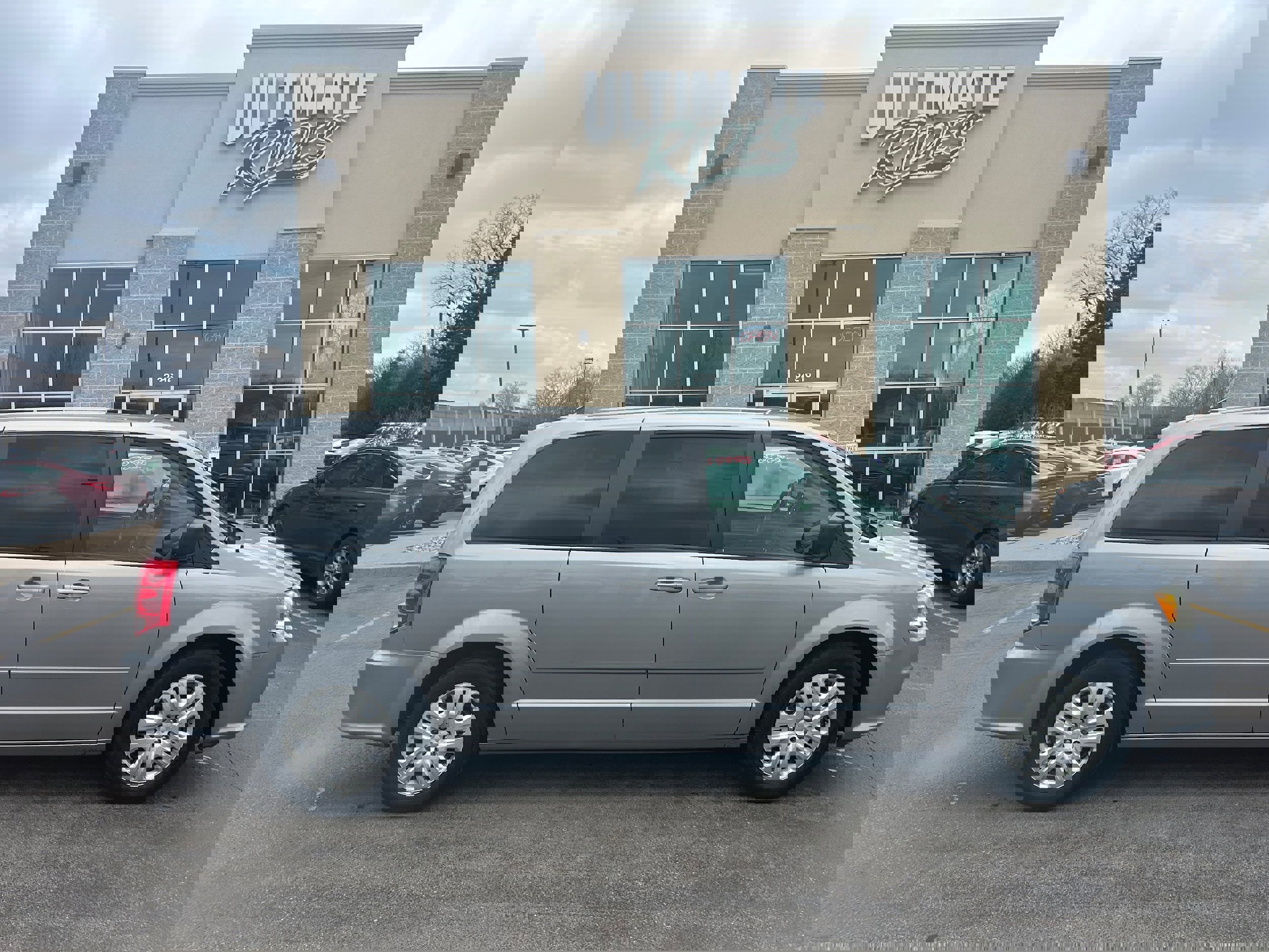 Used 2016 Dodge Grand Caravan SE w/ Quick Order Package 29E SE