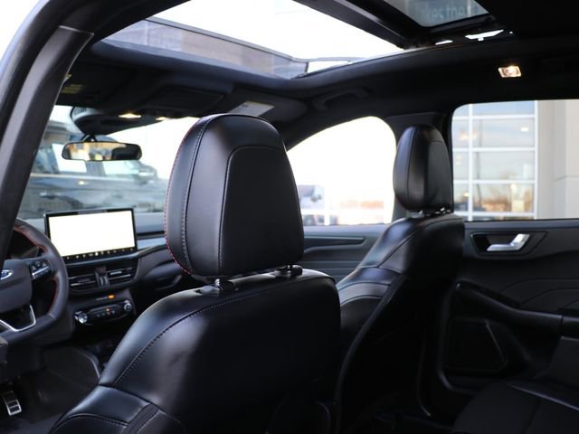 Used 2023 Ford Escape ST-Line w/ Tech Pack #1 image 15