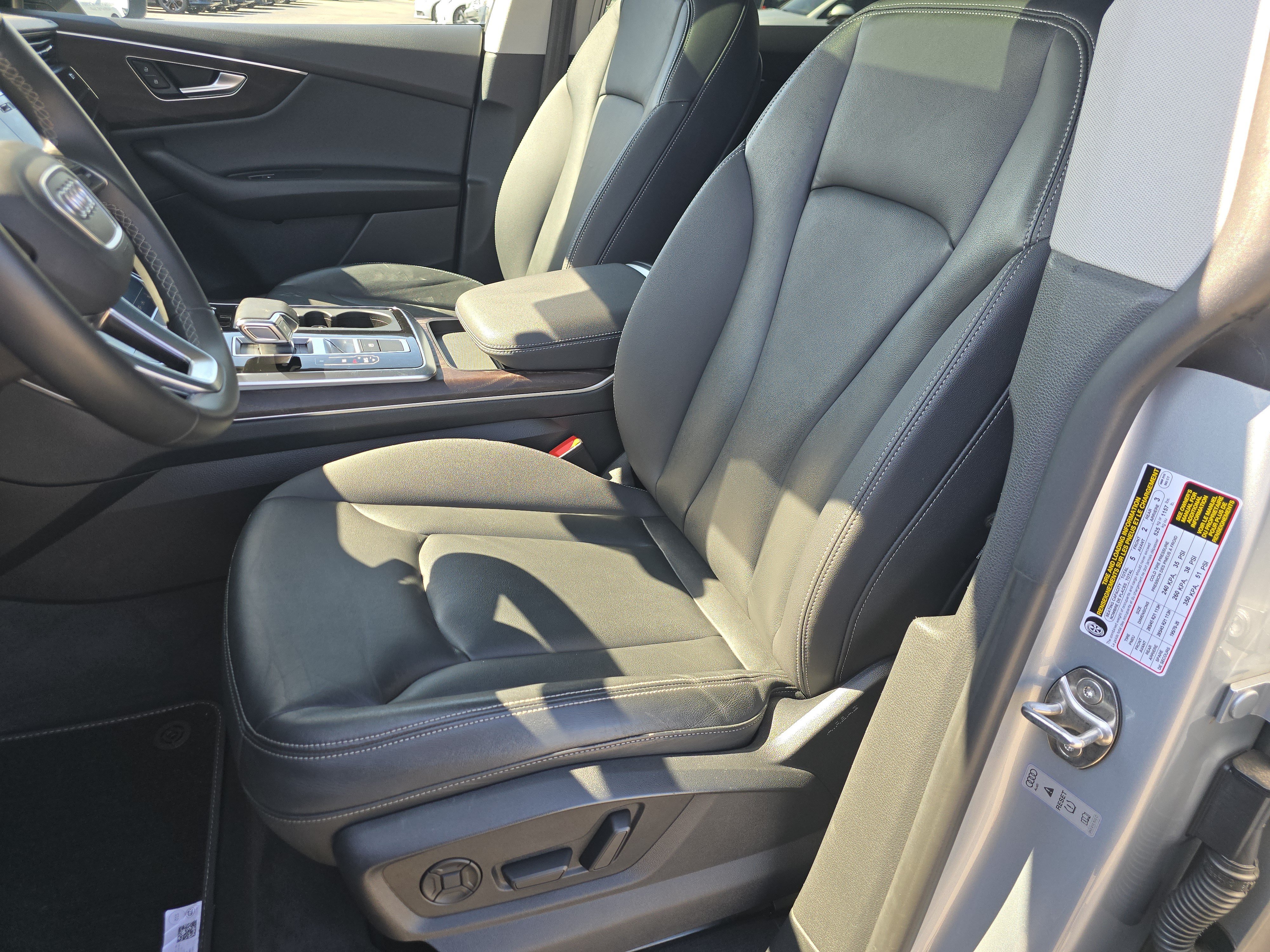 Certified 2023 Audi Q8 Premium w/ Convenience Package AWD/4WD image 21