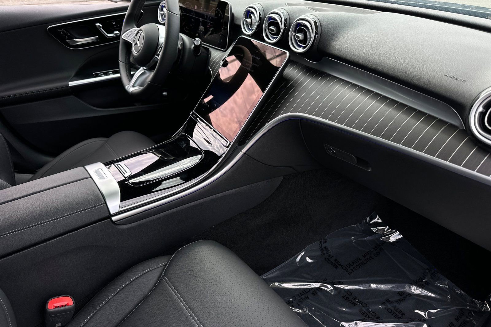 New 2025 Mercedes-Benz C 300 Sedan image 10