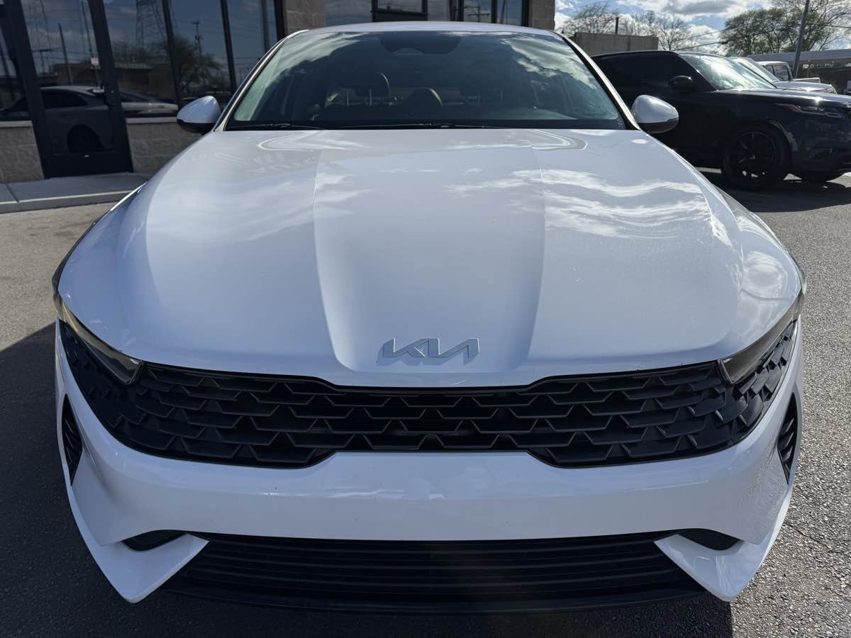 Used 2022 Kia K5 LXS FWD image 2