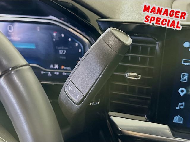 Used 2025 Chevrolet Silverado 1500 LT AWD/4WD image 19
