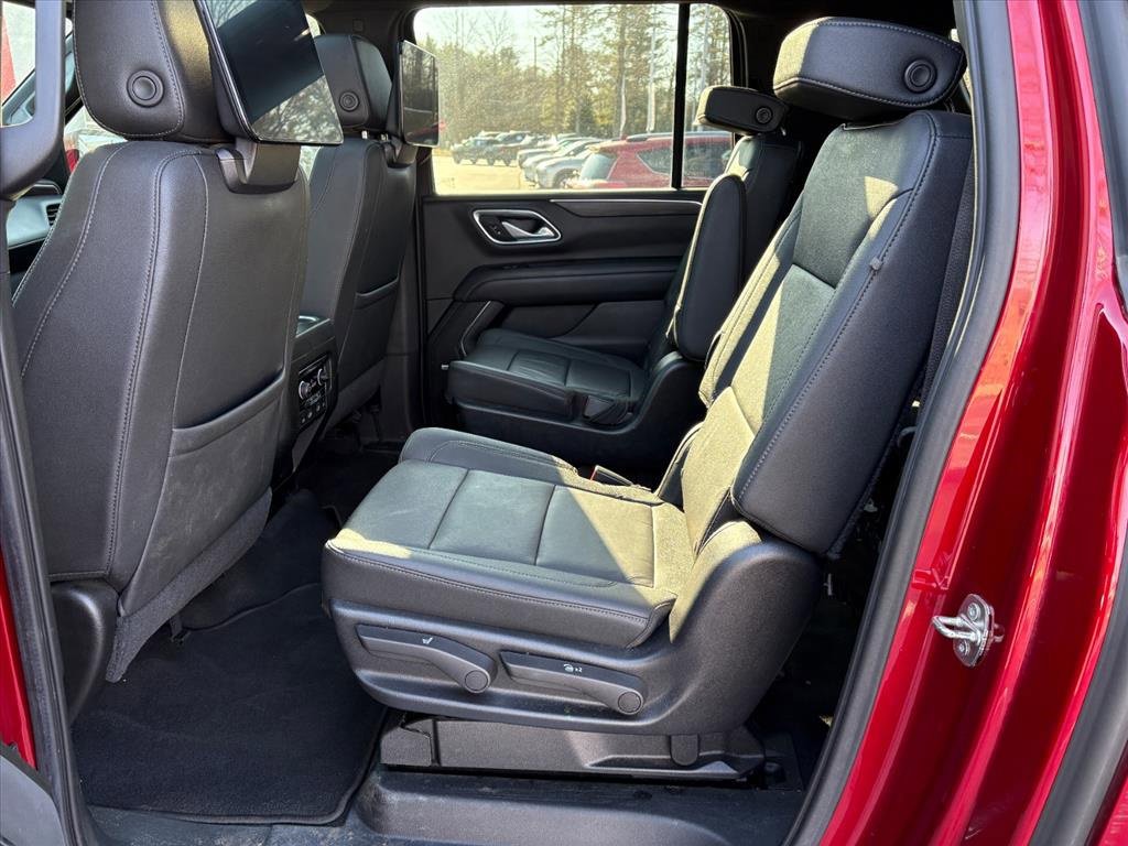 Used 2021 Chevrolet Suburban LT w/ Rear Media and Nav Package image 19