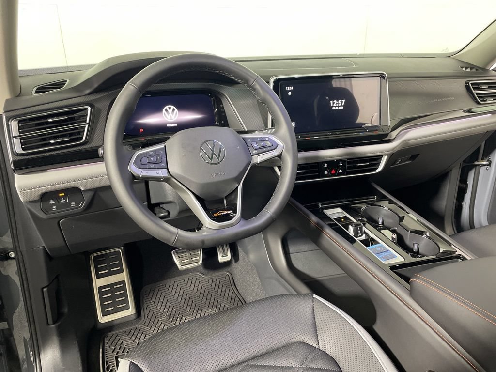 New 2026 Volkswagen Atlas Peak Edition AWD/4WD image 8