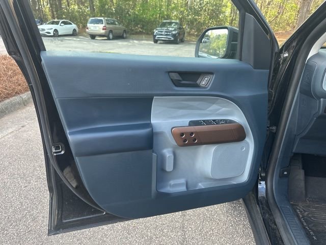 Used 2023 Ford Maverick Lariat image 13