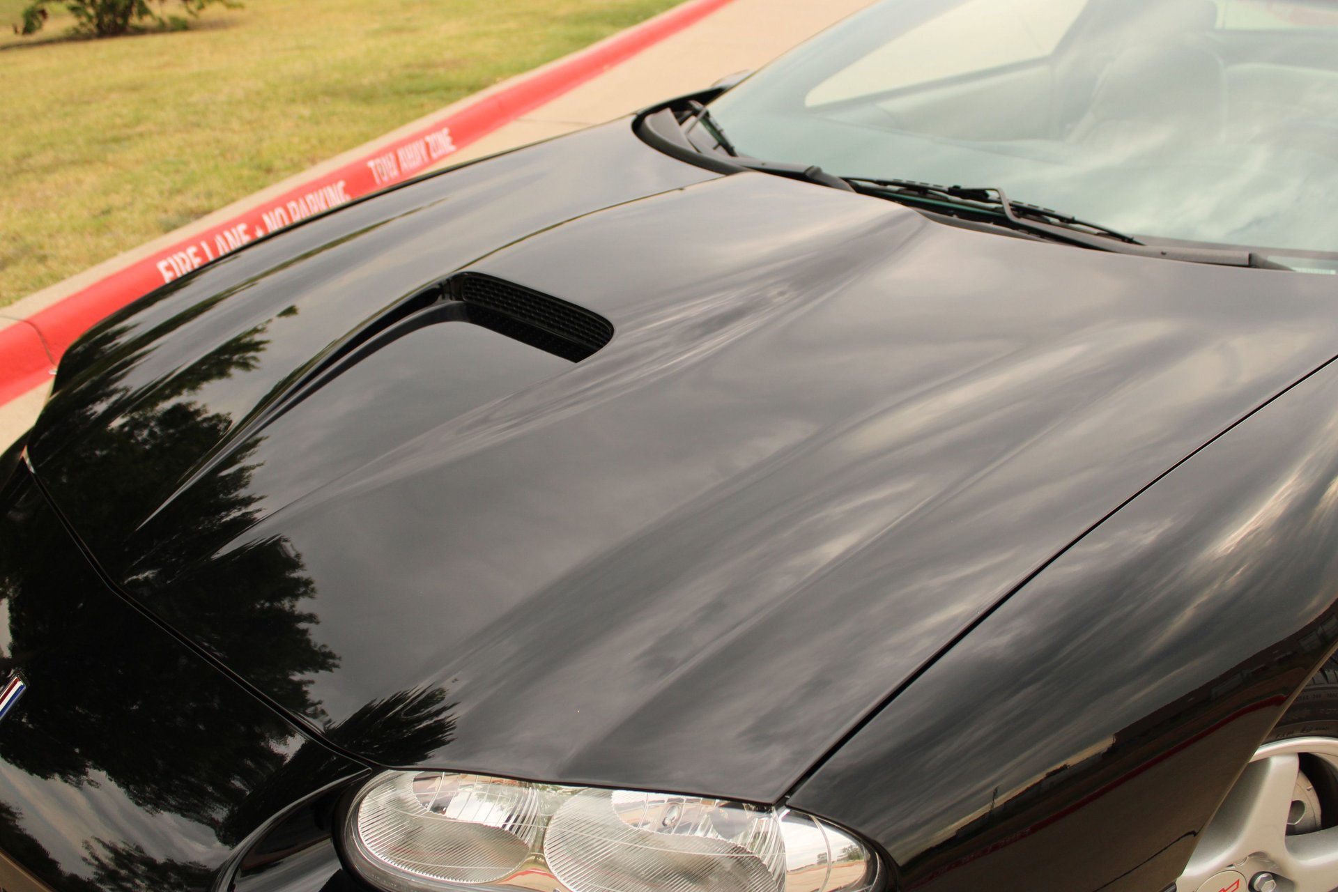 Used 1999 Chevrolet Camaro Z28 w/ SS Performance/Appearance Pkg RWD image 36