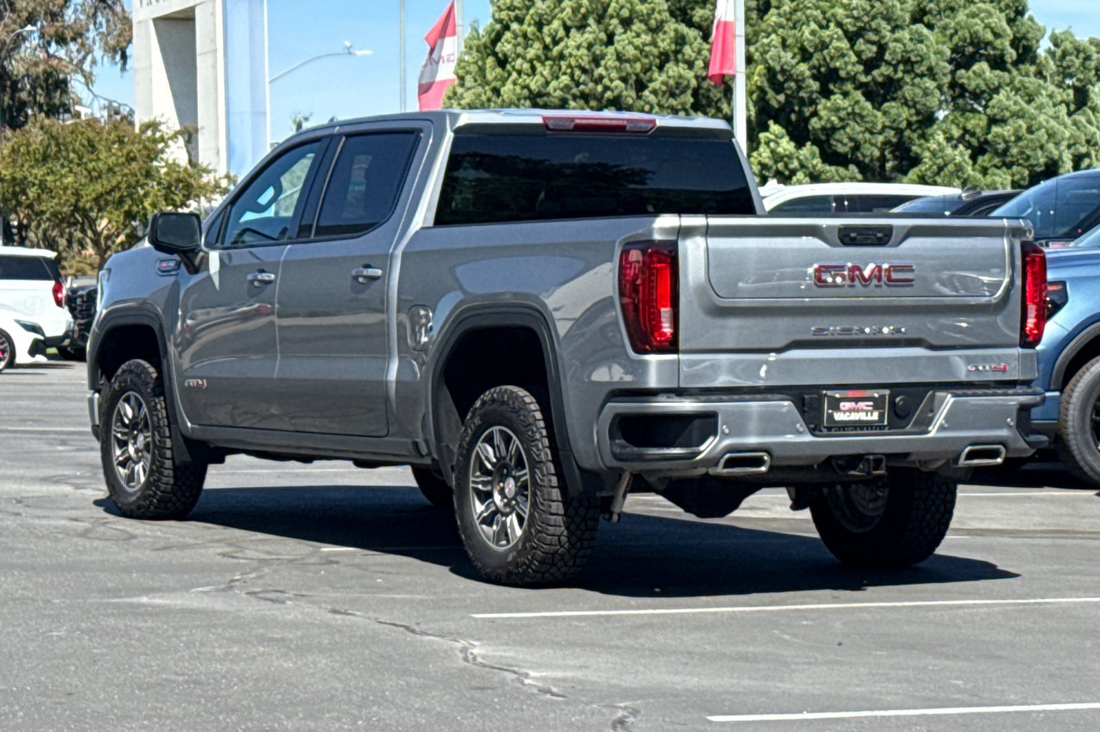 Used 2026 GMC Sierra 1500 AT4 AWD/4WD image 7