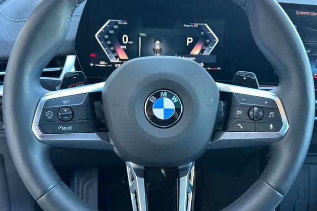 Used 2025 BMW X2 xDrive28i w/ M Sport Package AWD/4WD image 25