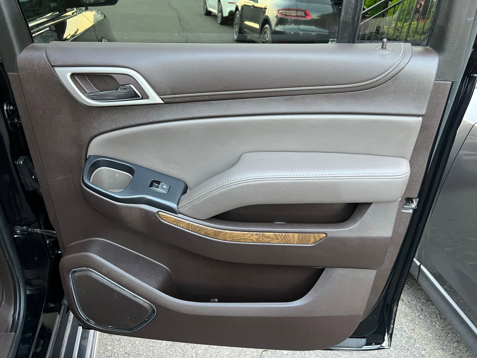 Used 2019 GMC Yukon XL Denali image 37