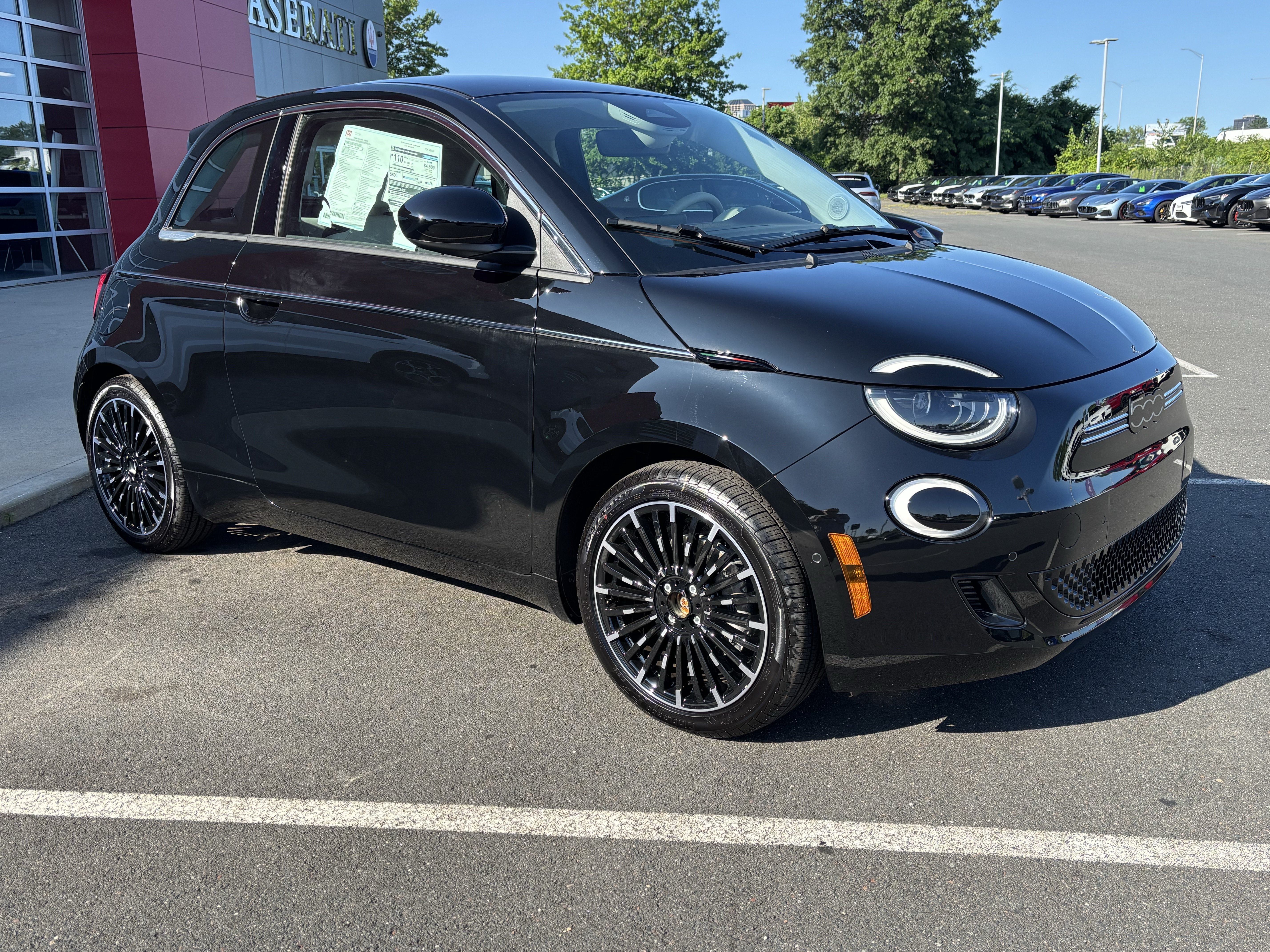 New 2026 FIAT 500 e Icona w/ Quick Order Package 21R FWD image 9
