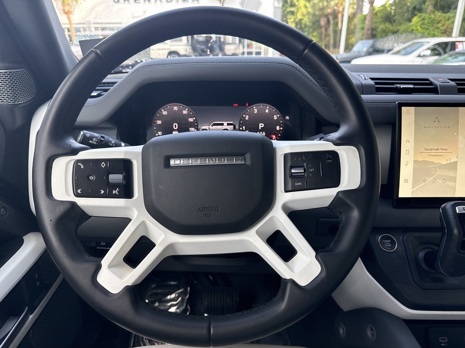 Used 2023 Land Rover Defender 130 SE AWD/4WD image 19