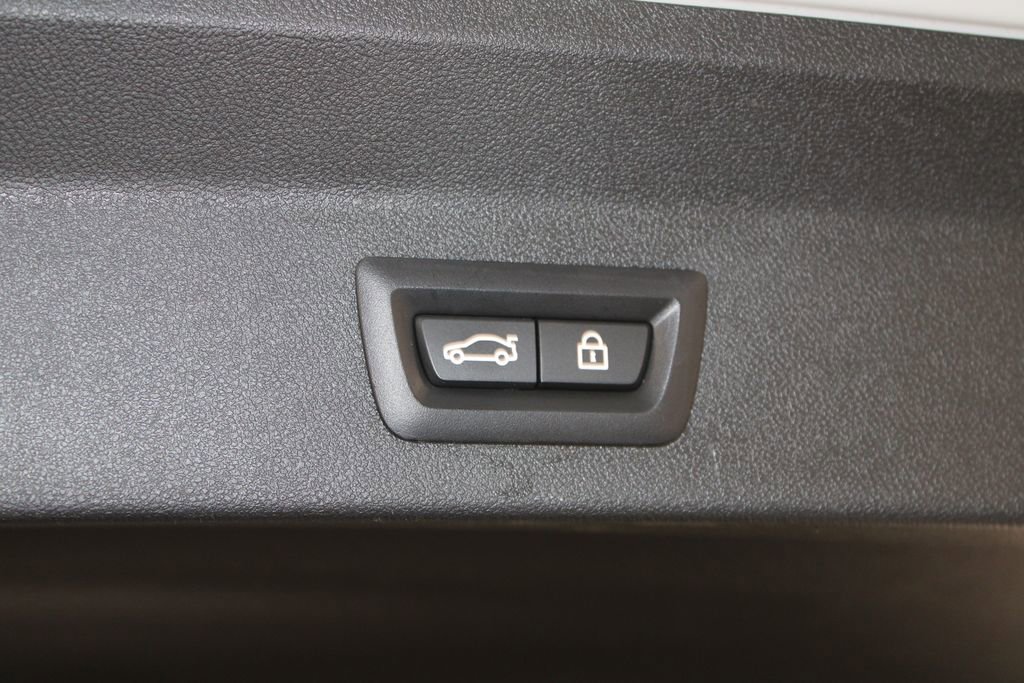 Used 2023 BMW X3 sDrive30i image 17