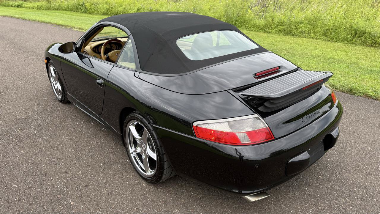 Used 2003 Porsche 911 Carrera RWD image 13