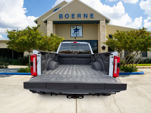 Used 2025 Ford F350 Lariat w/ Lariat Ultimate Package AWD/4WD image 5
